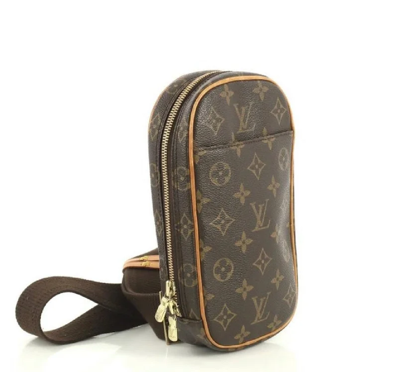 Louis Vuitton backpacks with a padded back panel for comfort during long - wearLouis Vuitton Gange