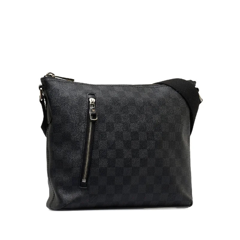 Louis Vuitton bags with a chain - link trim and a leather body for a modern edgeLouis Vuitton Damier Graphite Mick PM (5kF6oA)