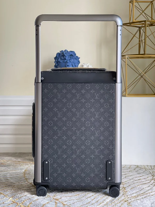 Louis Vuitton handbags with a metal - framed clasp for durabilityLouis Vuitton Horizon 50 Suitcase