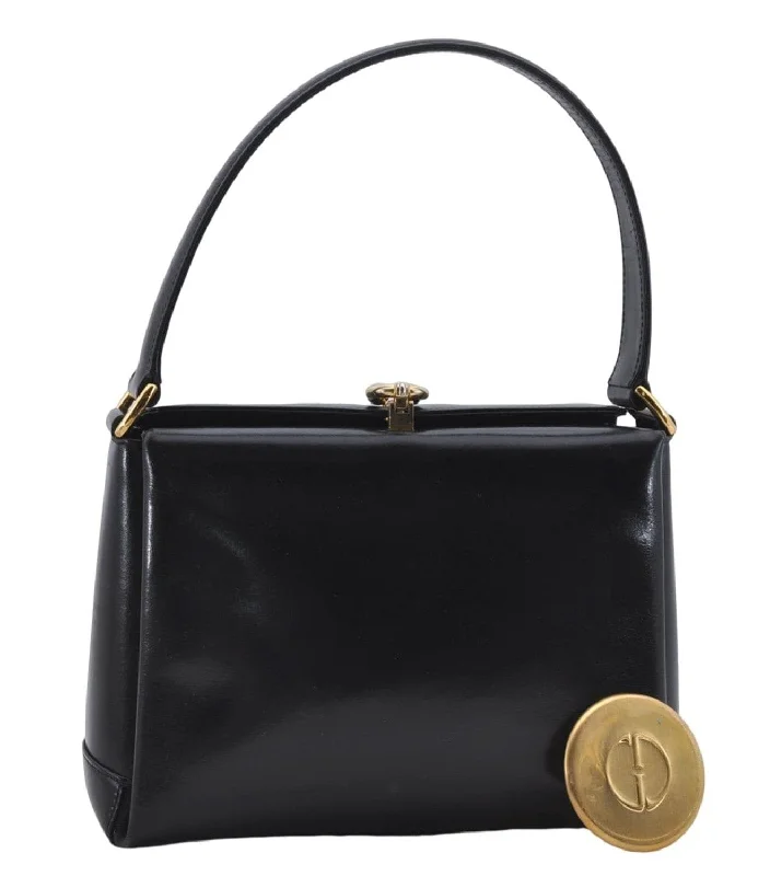 Ladies Gucci Dionysus bags with a star - shaped charmAuthentic GUCCI Vintage Shoulder Hand Bag Purse Leather Black 5451D