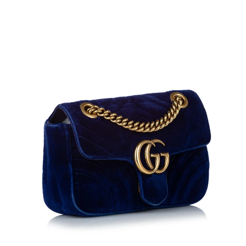 Women Gucci bags with a front - zip pocket for small itemsGucci Mini GG Marmont Matelasse Velvet Crossbody Bag (30351)