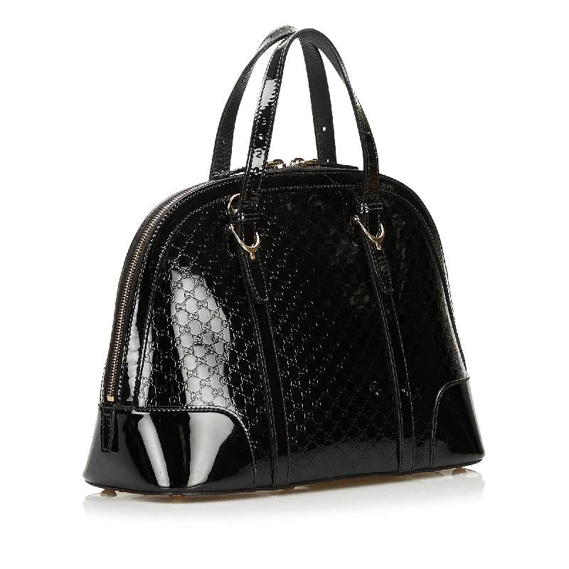 Women Gucci bags with a chain - link trim and a leather bodyGucci Microguccissima Nice (35727)