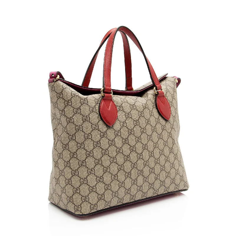 Women Gucci backpacks with a luxurious leather finishGucci GG Supreme Linea A Fold Over Tote (FOMlSV)