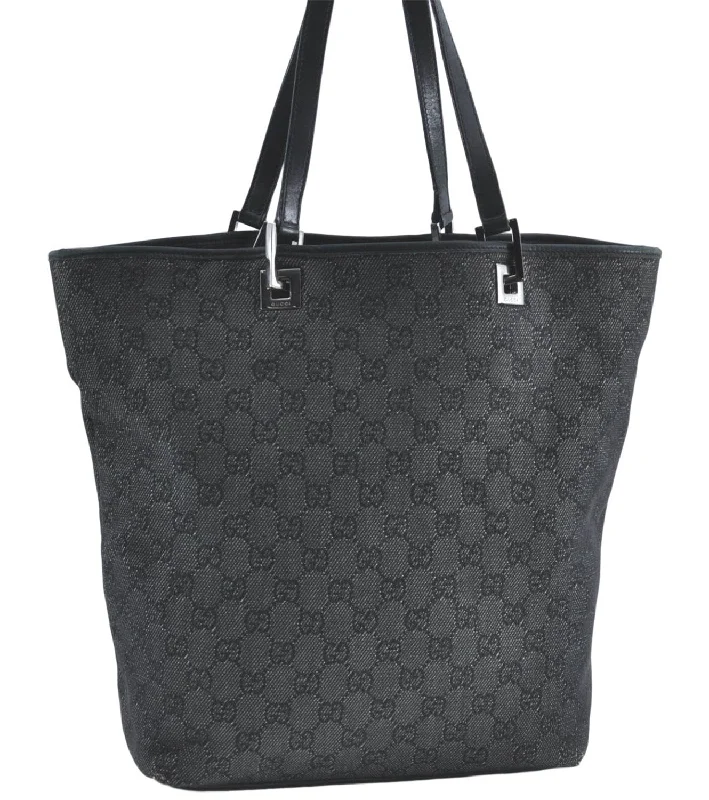 Women Gucci bags with interlocking G hardware for a classic lookAuthentic GUCCI Shoulder Tote Bag GG Canvas Leather 31243 Black J0554