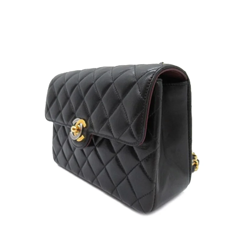 Chanel bags for a polished and professional appearanceCHANEL Mini CC Quilted Lambskin Leather Crossbody Crossbody Bag