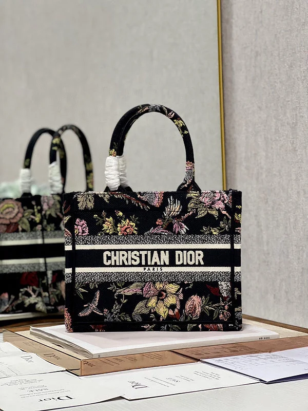 Fashion - forward Christian Dior tote bags for the modern womanBC - Dior Bags - 1808