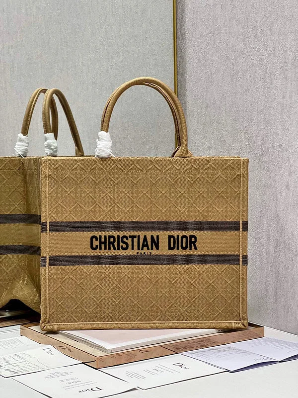 Christian Dior bags with a detachable coin purse insideBC - Dior Bags - 1830