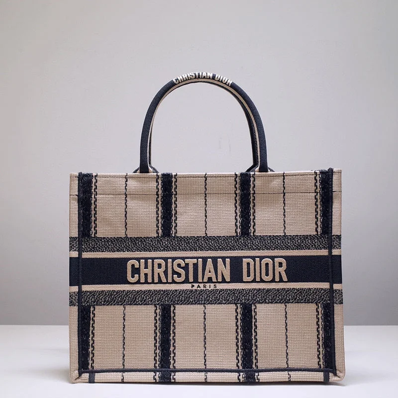 Christian Dior crossbody bags with a front - flap pocket for easy accessChristian Dior Bags - 5049