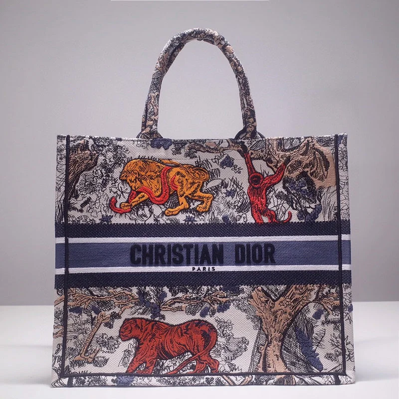 Fashion - forward Christian Dior tote bags for the modern womanChristian Dior Bags - 5056