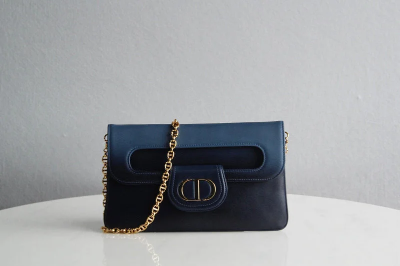 Luxury Christian Dior crossbody bags with a chain - link strapChristian Dior Bags - 5116